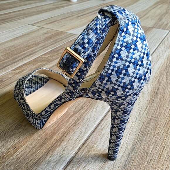 MANOLO BLAHNIK Demin Print Peek-a-Boo Pumps Shoes Eur. 37 - Picture 7 of 12